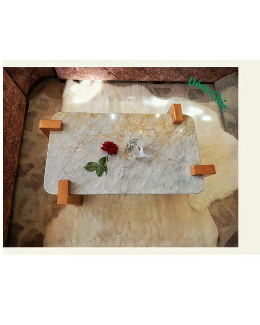 طاولة فخمة من الرخام الإيطالي وخشب الزان المتين