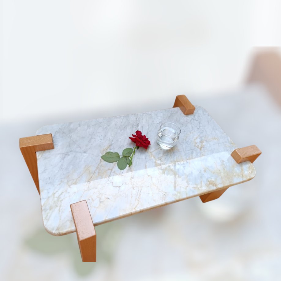 طاولة فخمة من الرخام الإيطالي وخشب الزان المتين